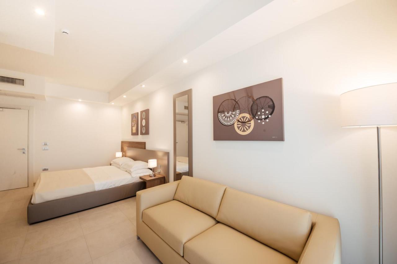 Grieco Business & Spa Hotel チェリニョーラ エクステリア 写真