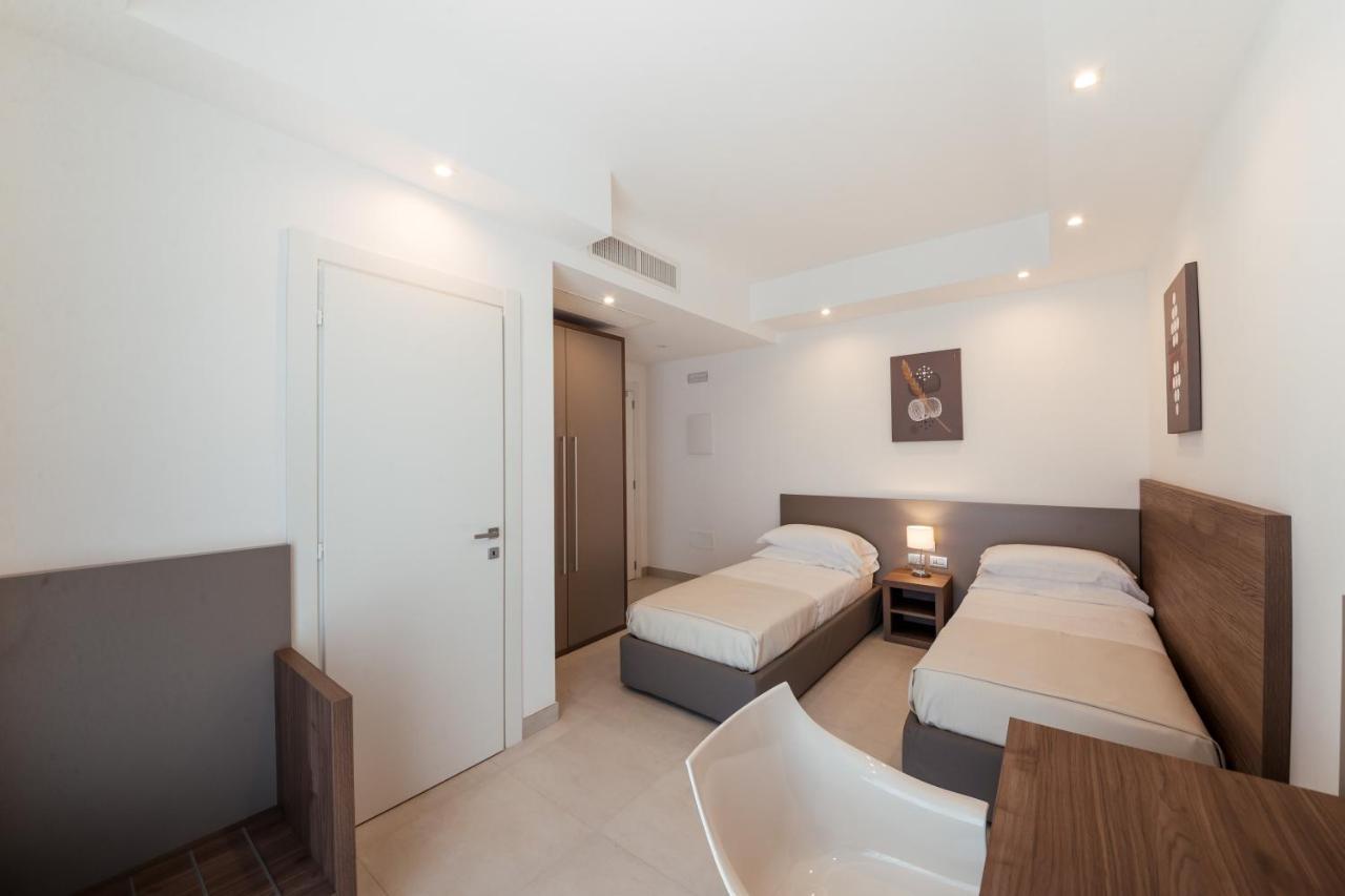 Grieco Business & Spa Hotel チェリニョーラ エクステリア 写真