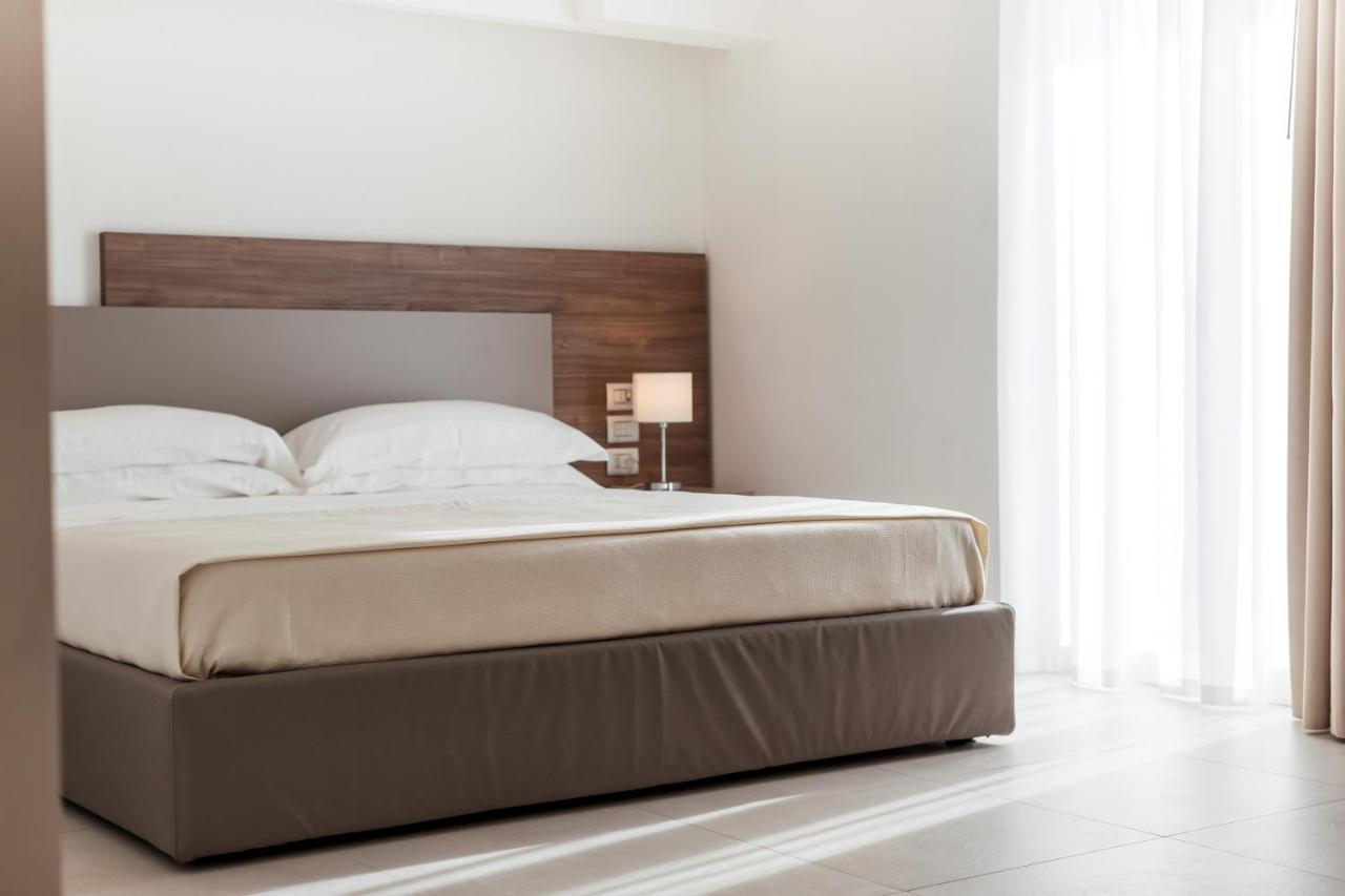 Grieco Business & Spa Hotel チェリニョーラ エクステリア 写真